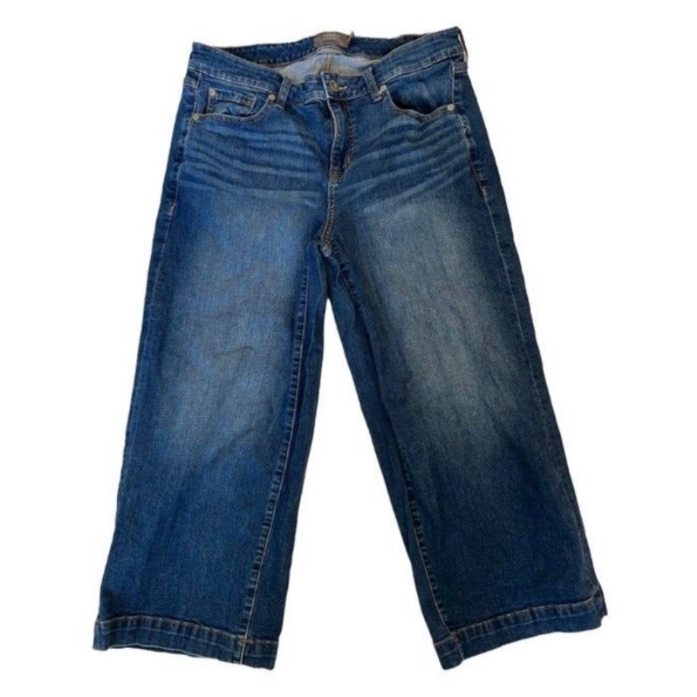 Torrid Crop Jeans size 12